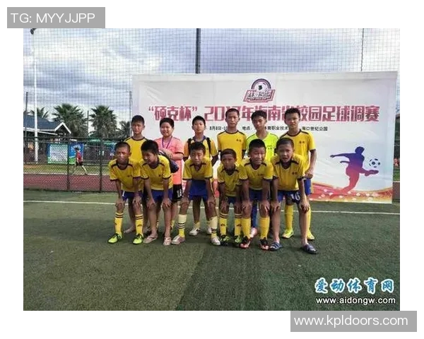 上海世纪公园足球明星汇聚展现绿茵风采与激情的盛大赛事盛典